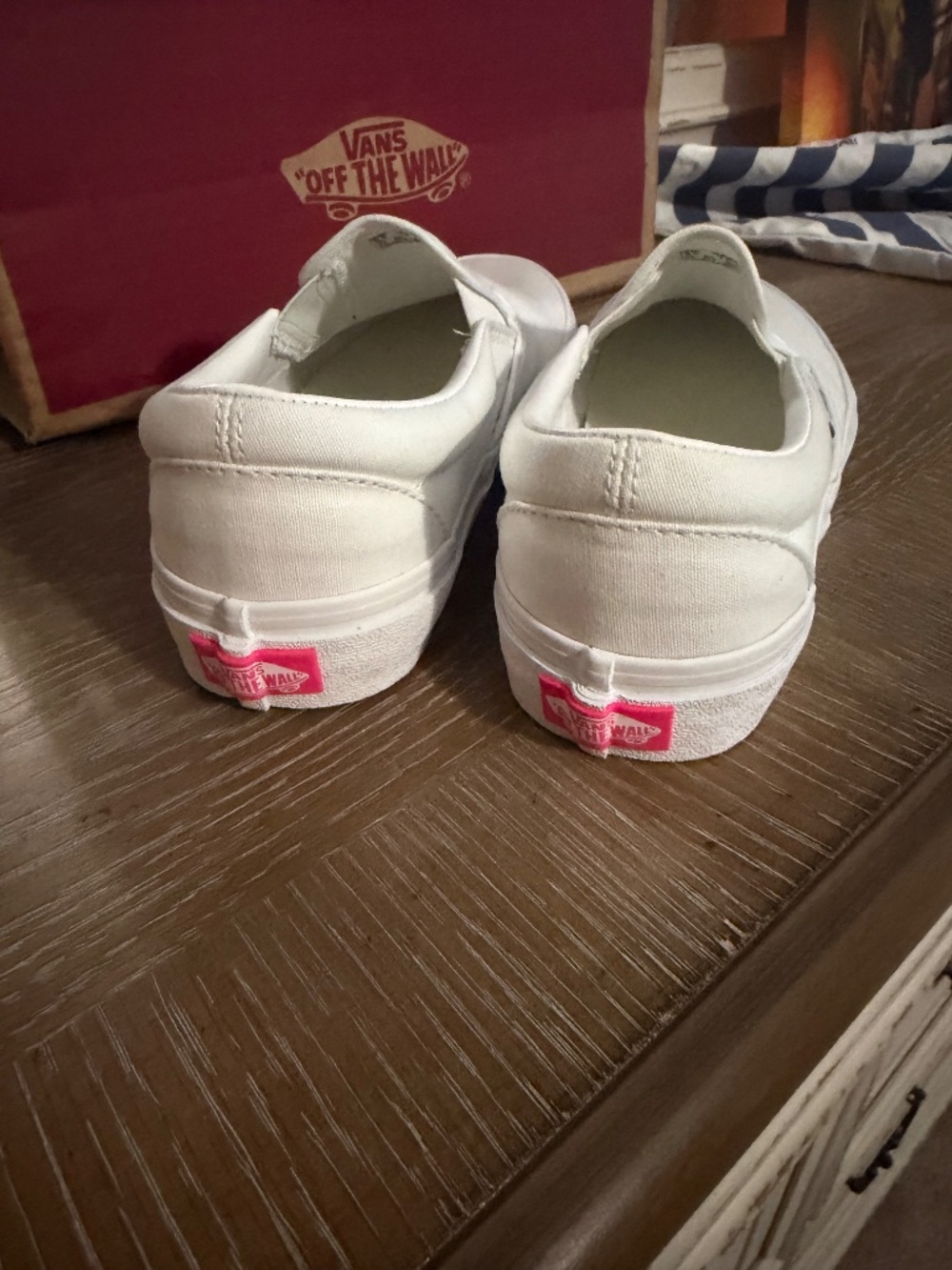 Custom Vans - Picture 4 of 5